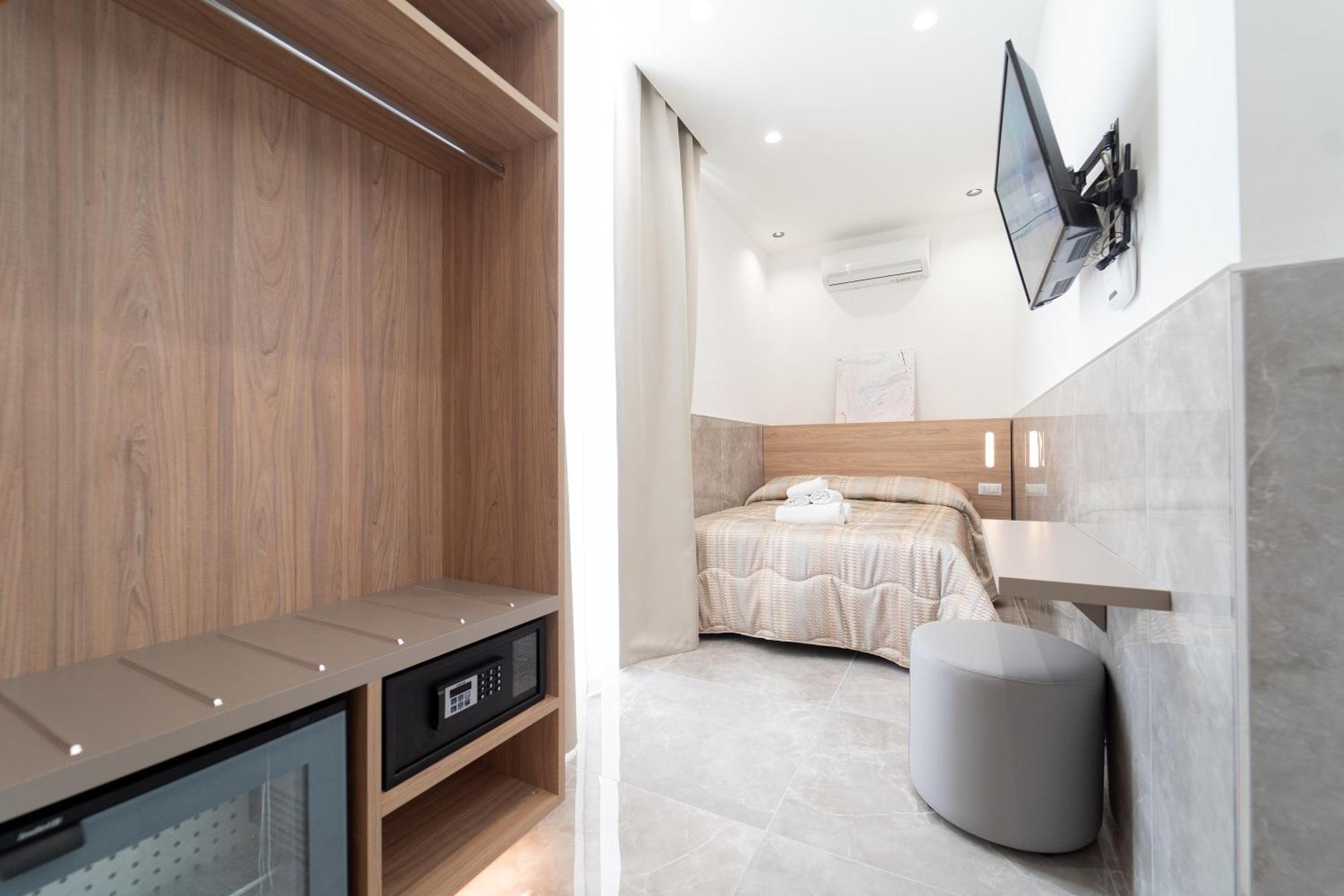 Gasthof Toledo H, Historical Center, By Clapa Group Neapel