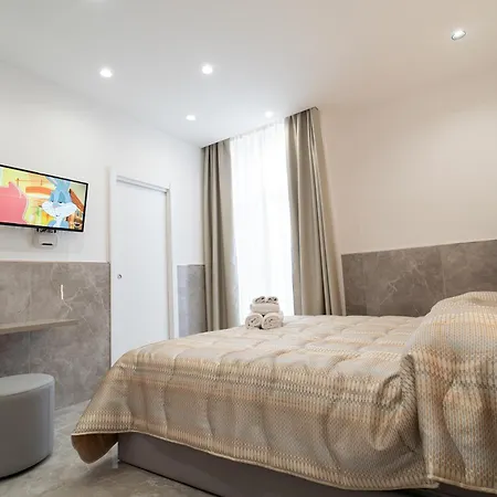 Toledo H, Naples Historical Center, By Clapa Group Hotel Room photo