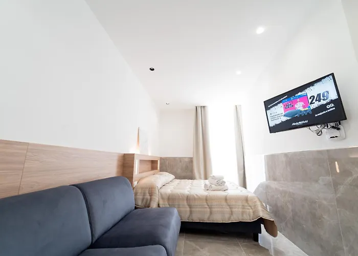 Toledo H, Naples Historical Center, By Clapa Group